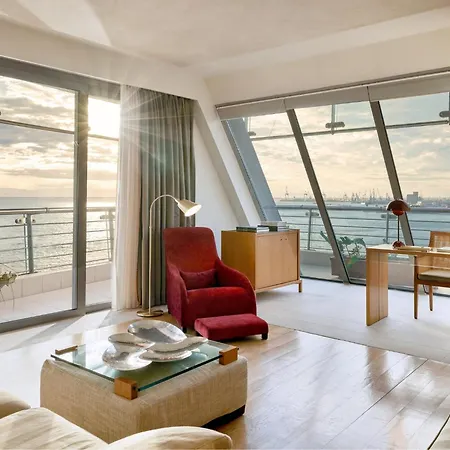 Daios Luxury Living 5*