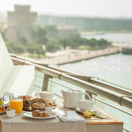 Daios Luxury Living Hotel 5*