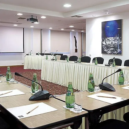 Daios Luxury Living
