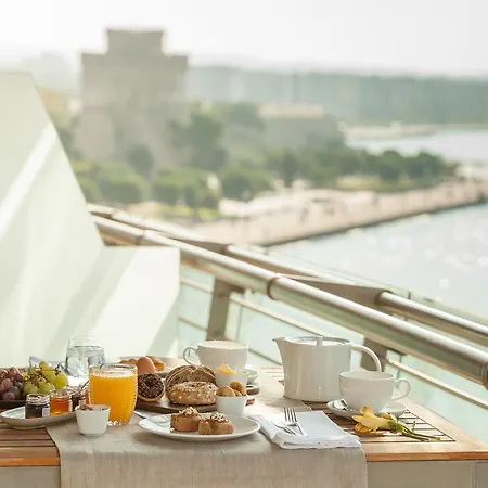 Daios Luxury Living Otel 5*