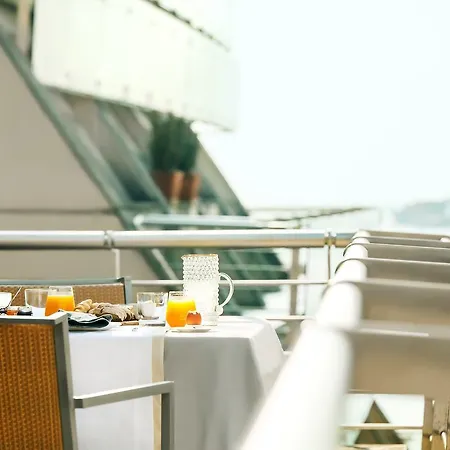 Daios Luxury Living