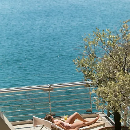 戴奥斯尊享人生酒店 酒店