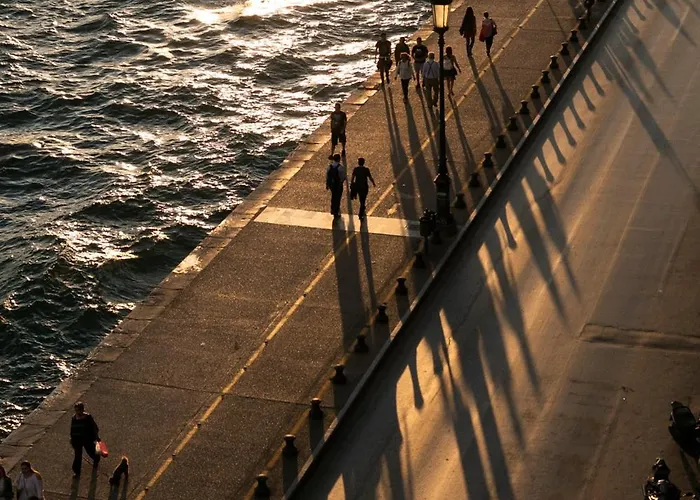 ホテル ダイオス ラグジュアリー リビング 5*